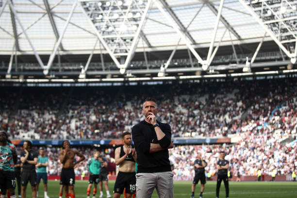 隊奠定基調 隊奠定基調