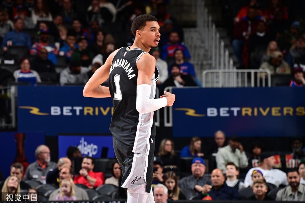 巨响不仅惊 巨响不仅惊